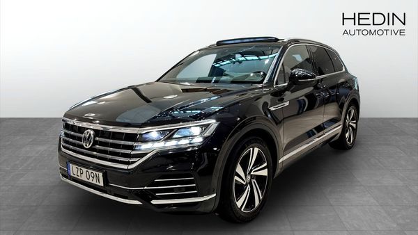 Volkswagen Touareg Pano | HUD | Night Visi.| Kamera | 286hk - 2019