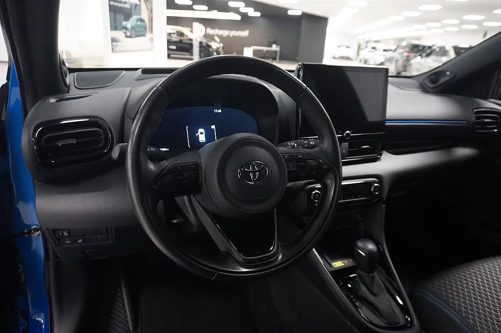 Toyota Yaris bild 2
