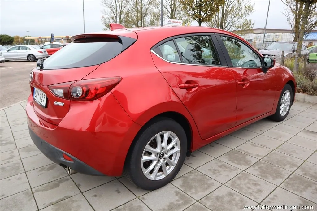 Mazda 3 bild 3