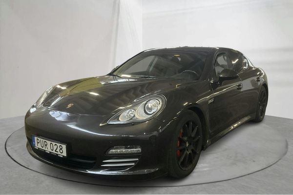 Porsche Panamera 4 (300hk) - 2012