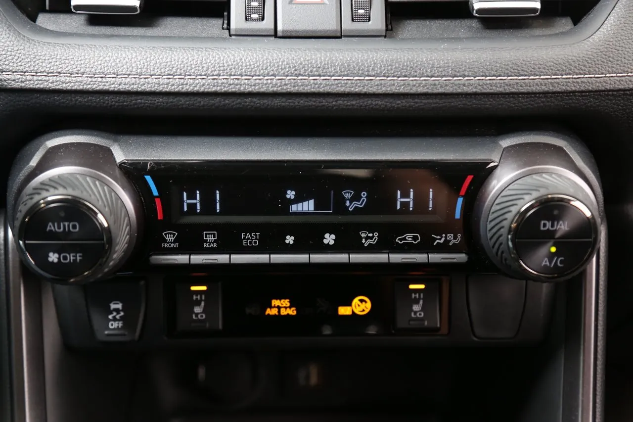 Toyota RAV4 bild 22