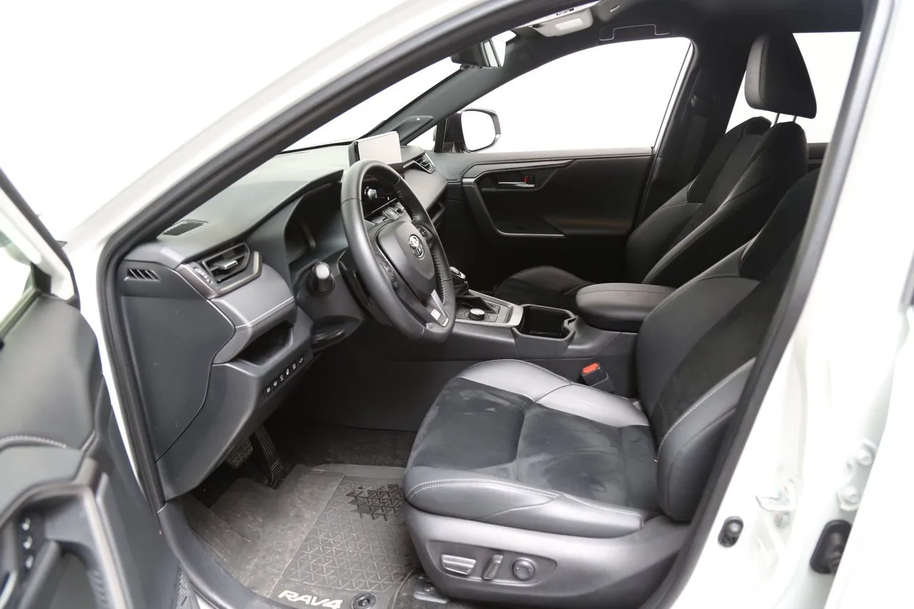 Toyota RAV4 bild 10