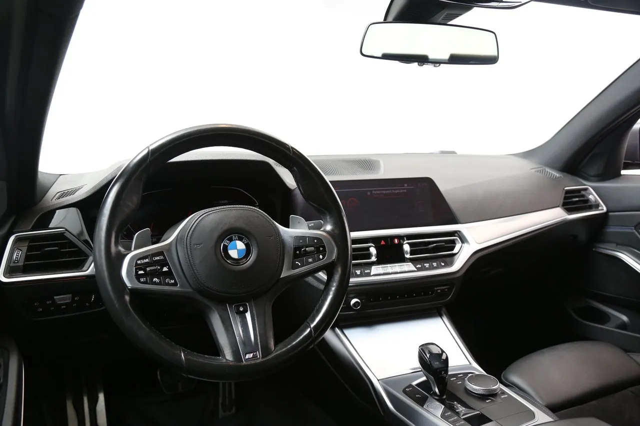 BMW 320 bild 15