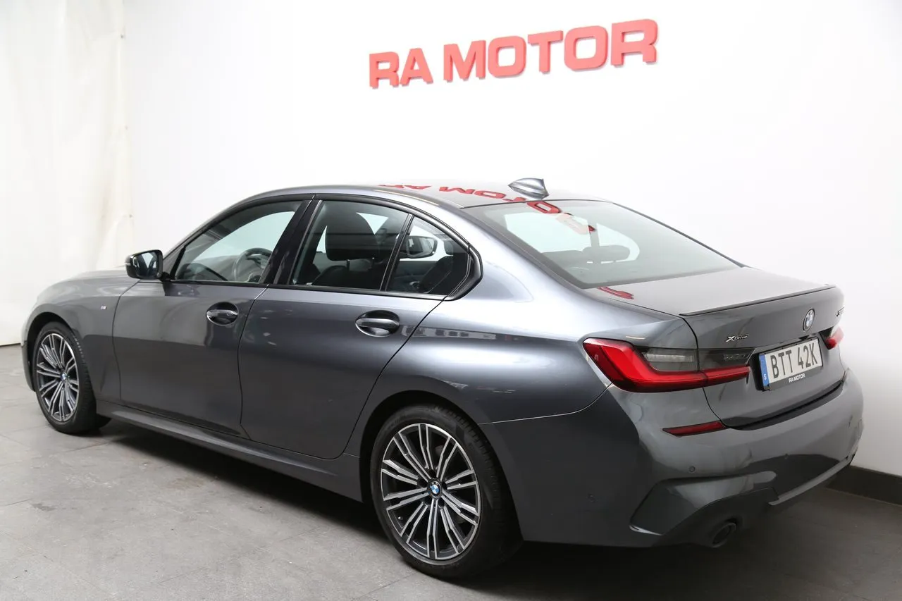 BMW 320 bild 4