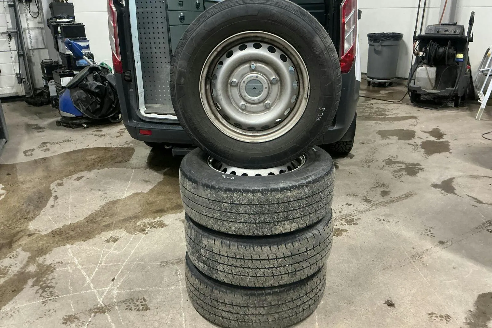Ford Transit bild 15
