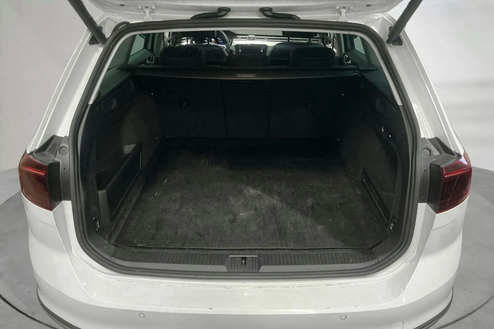 Volkswagen Passat bild 9