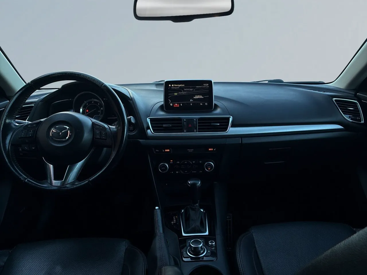 Mazda 3 bild 8