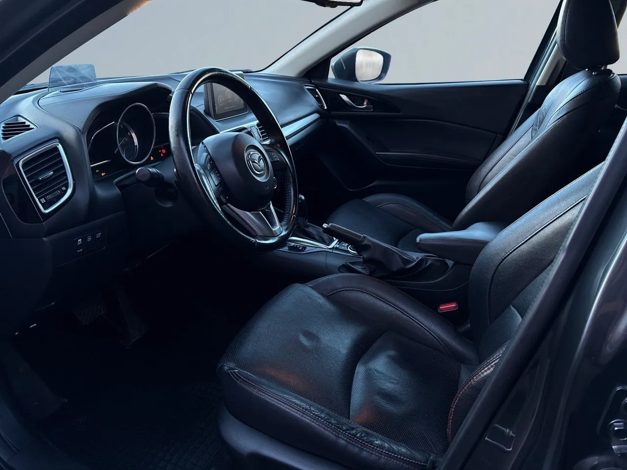 Mazda 3 bild 7