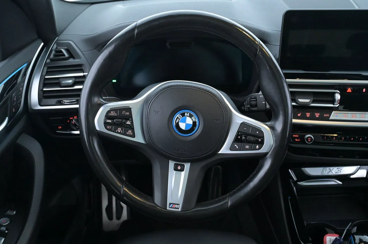 BMW iX3 bild 7