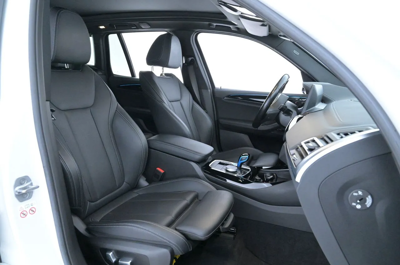 BMW iX3 bild 14