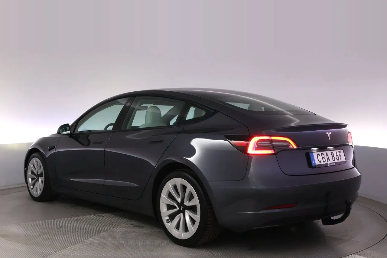 Tesla Model 3 bild 4