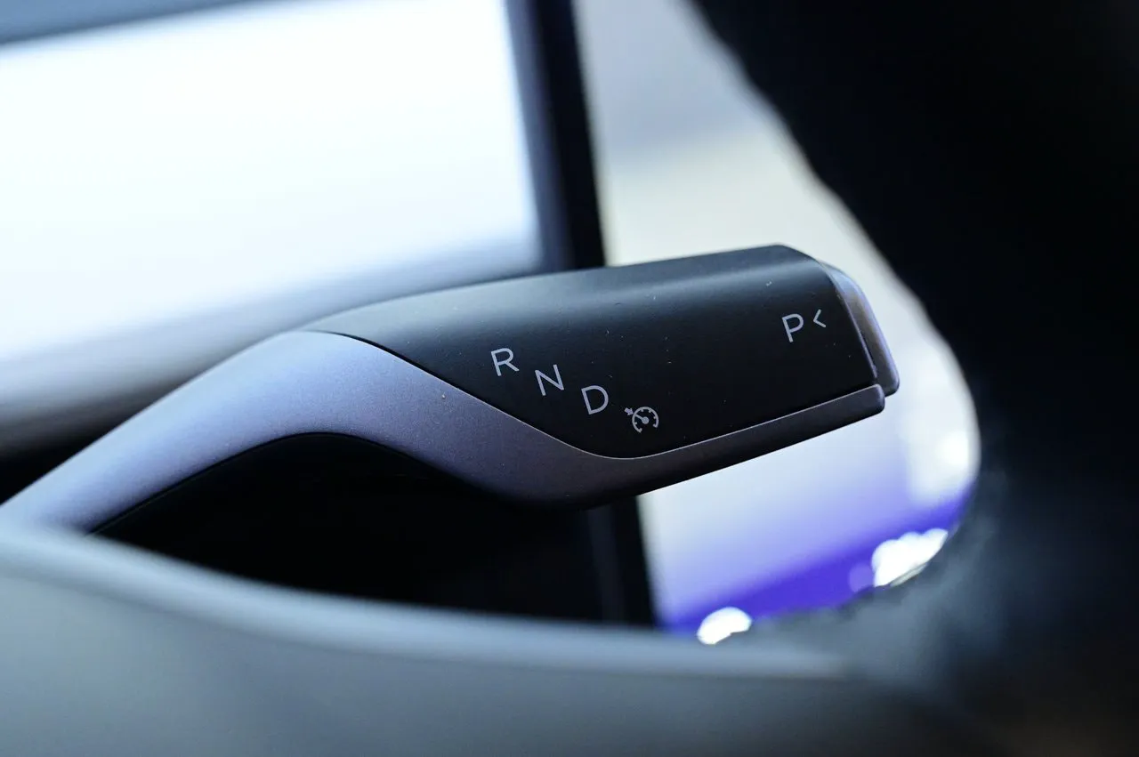 Tesla Model 3 bild 8