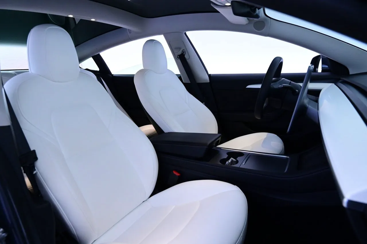Tesla Model 3 bild 12