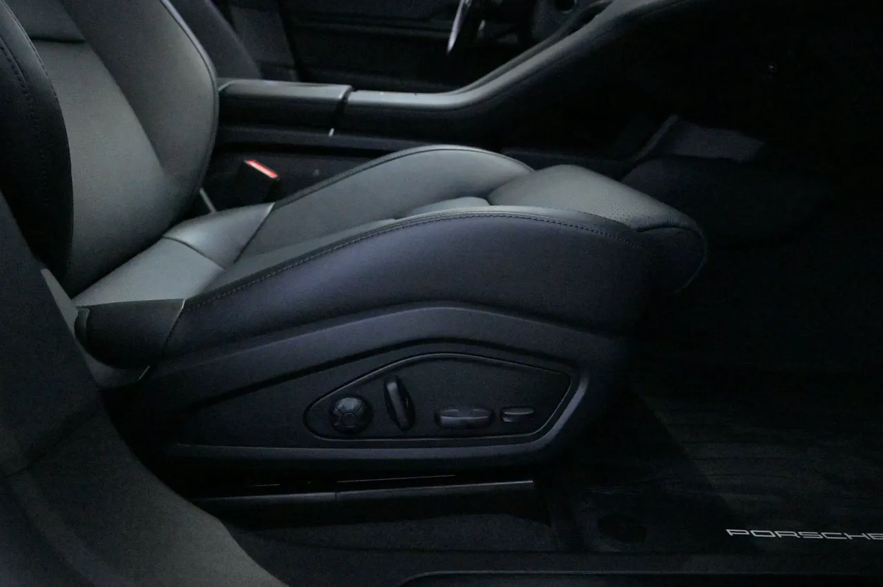 Porsche Taycan bild 19