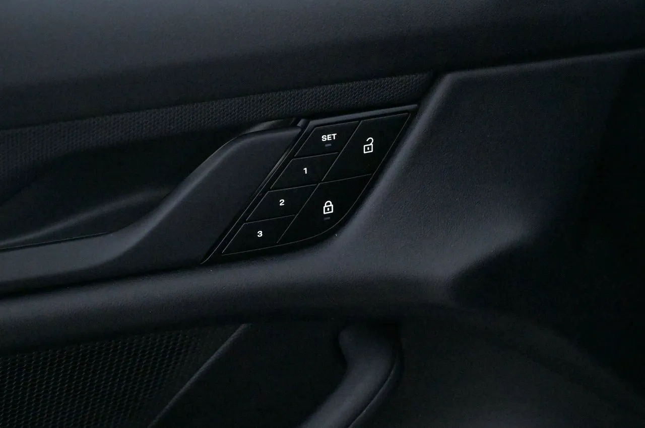 Porsche Taycan bild 16