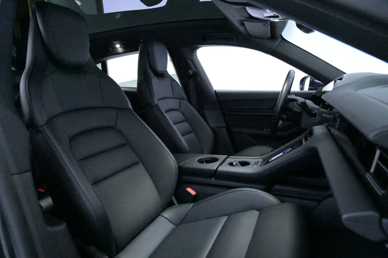 Porsche Taycan bild 18
