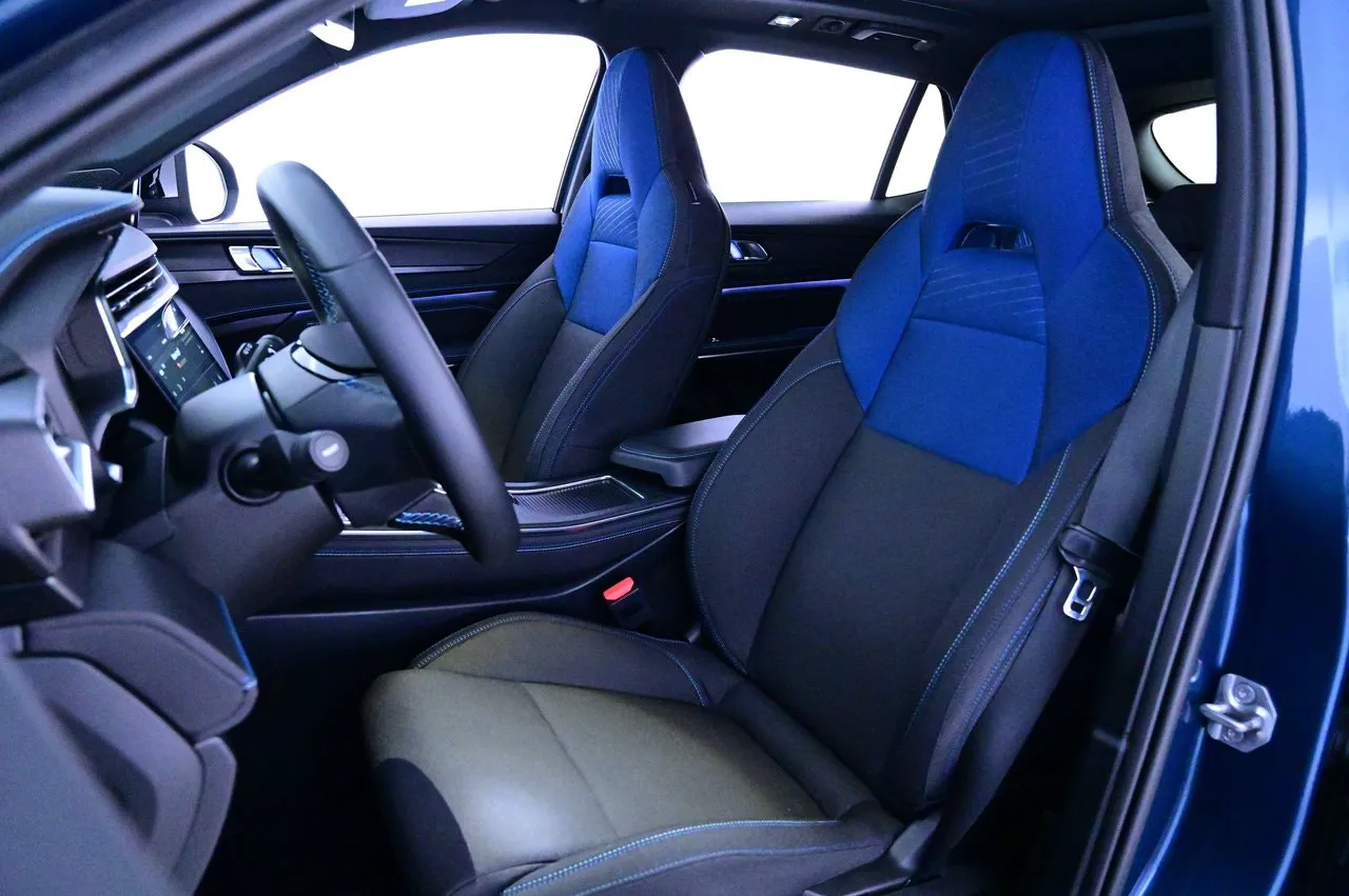 Lynk & Co 01 bild 9