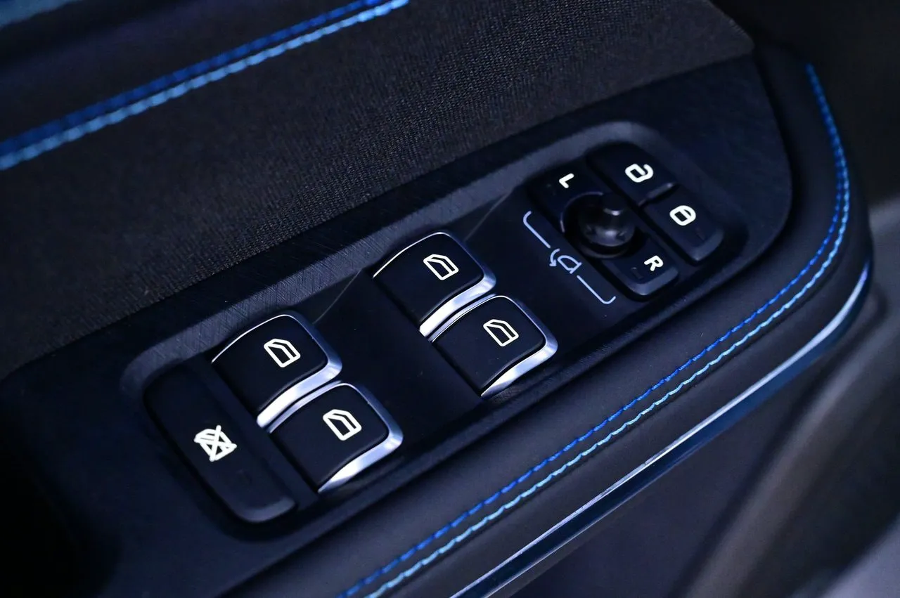 Lynk & Co 01 bild 10
