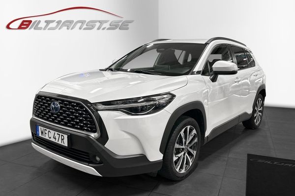 Toyota Corolla Cross e-CVT 198hk Style pkt I Dragkrok - 2023