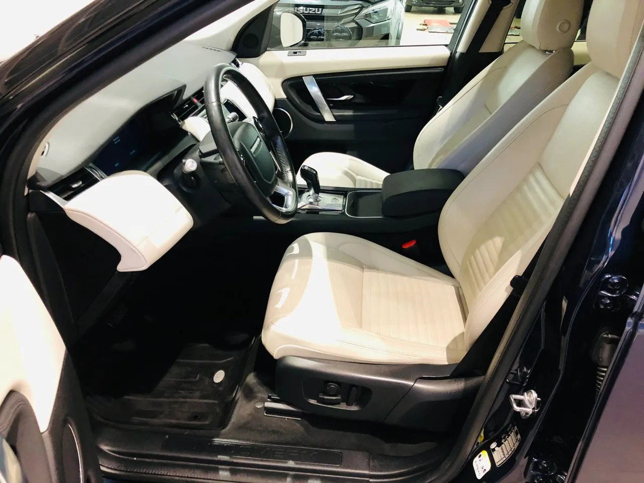 Land Rover Discovery Sport bild 7