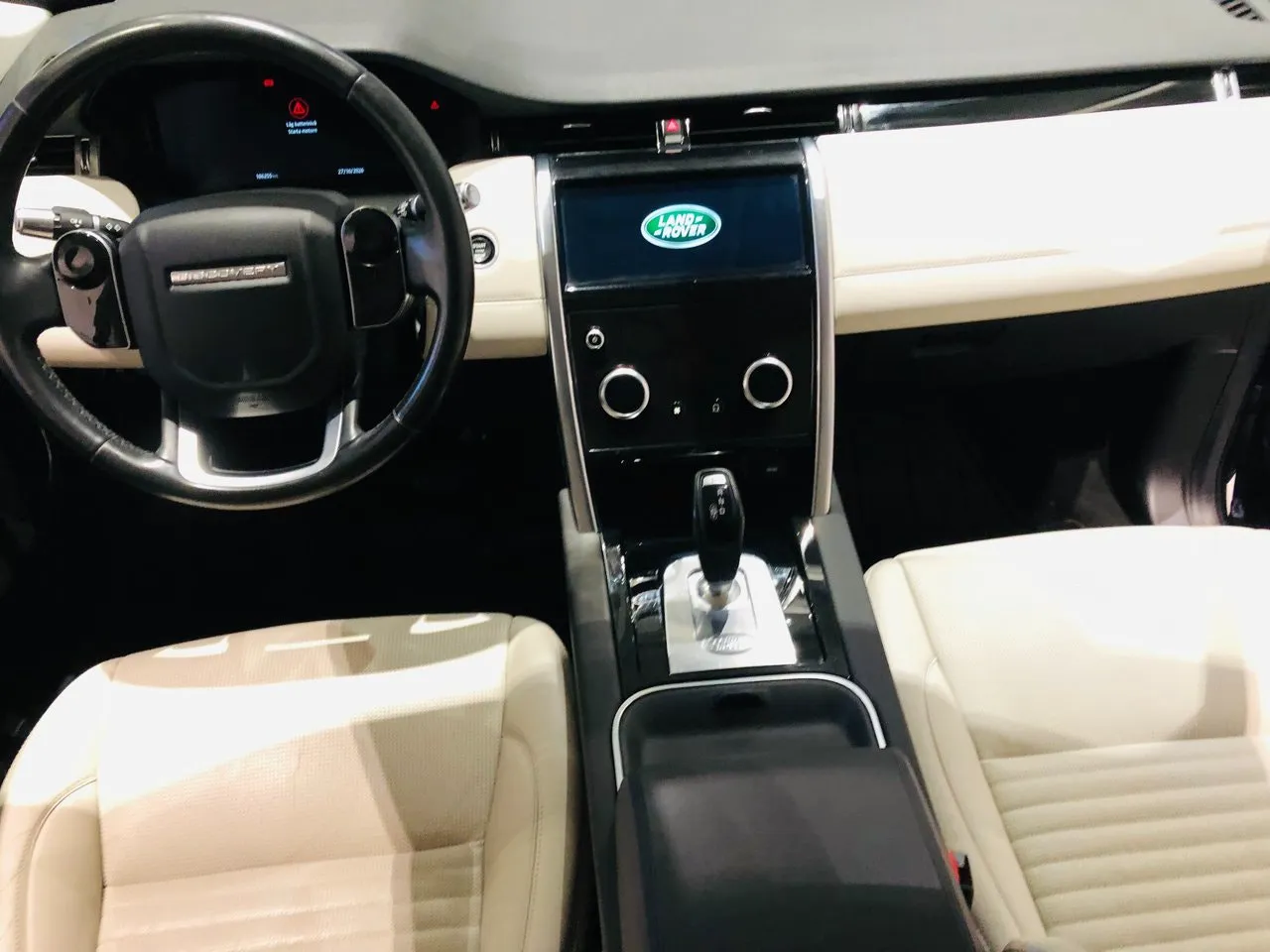 Land Rover Discovery Sport bild 8