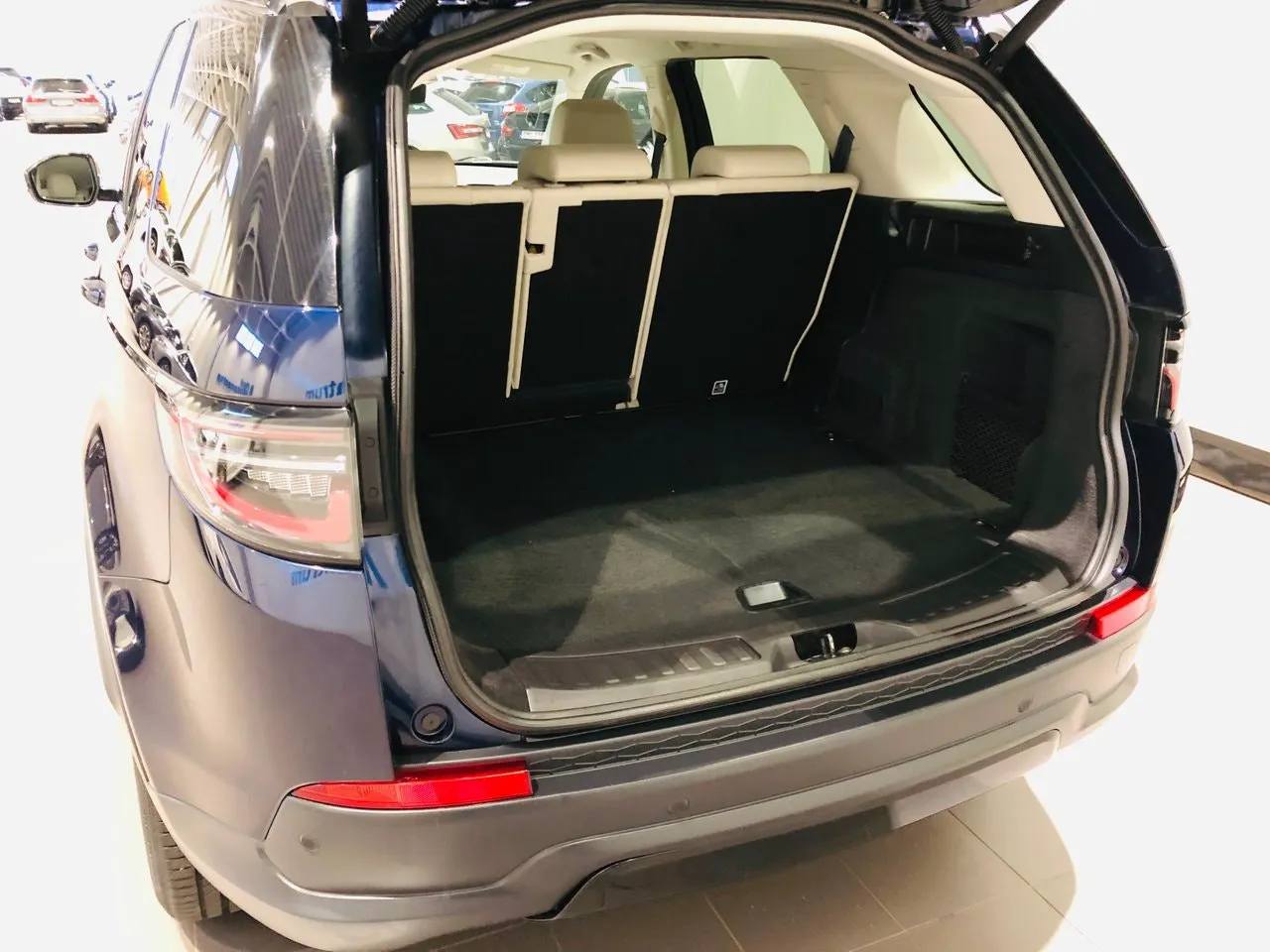 Land Rover Discovery Sport bild 9