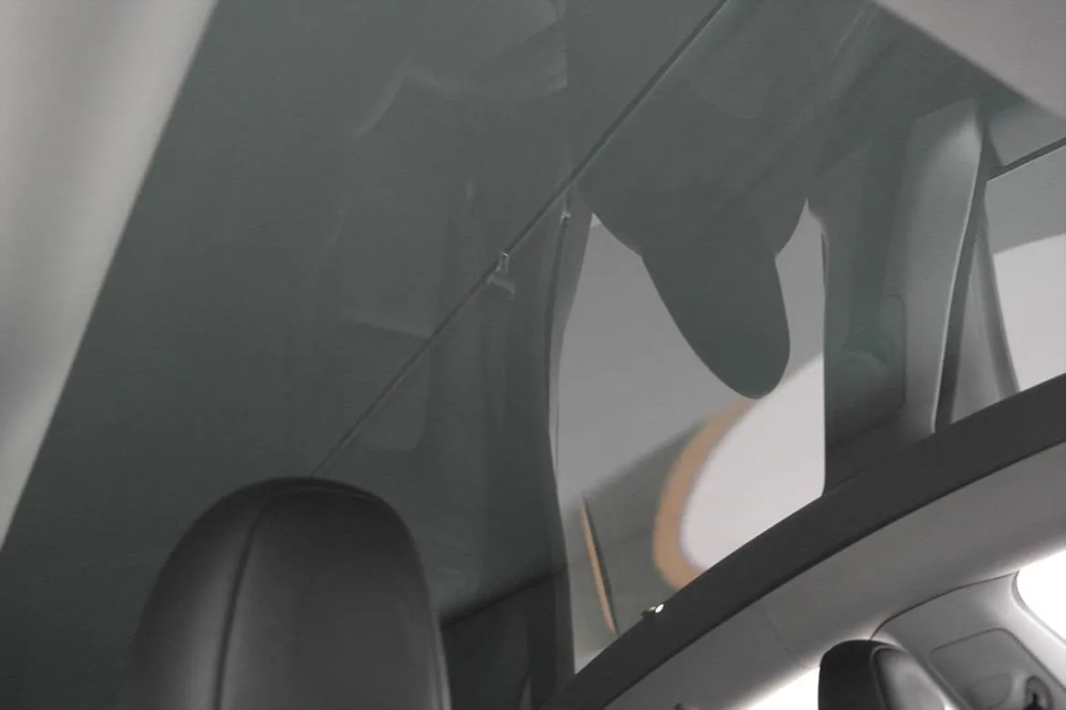Tesla Model Y bild 19