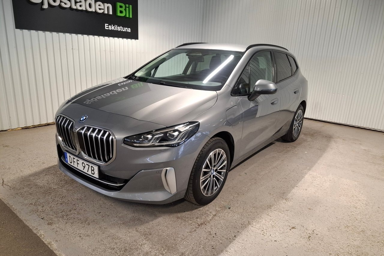 BMW 225