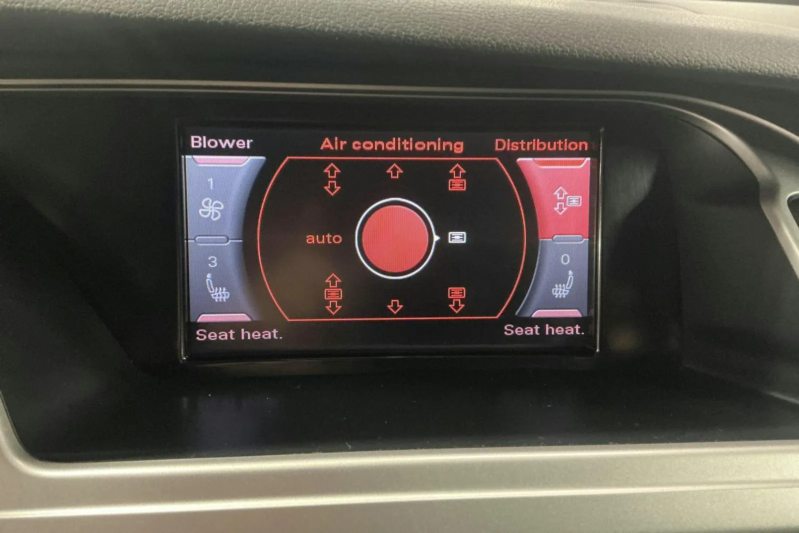 Audi A4 bild 12