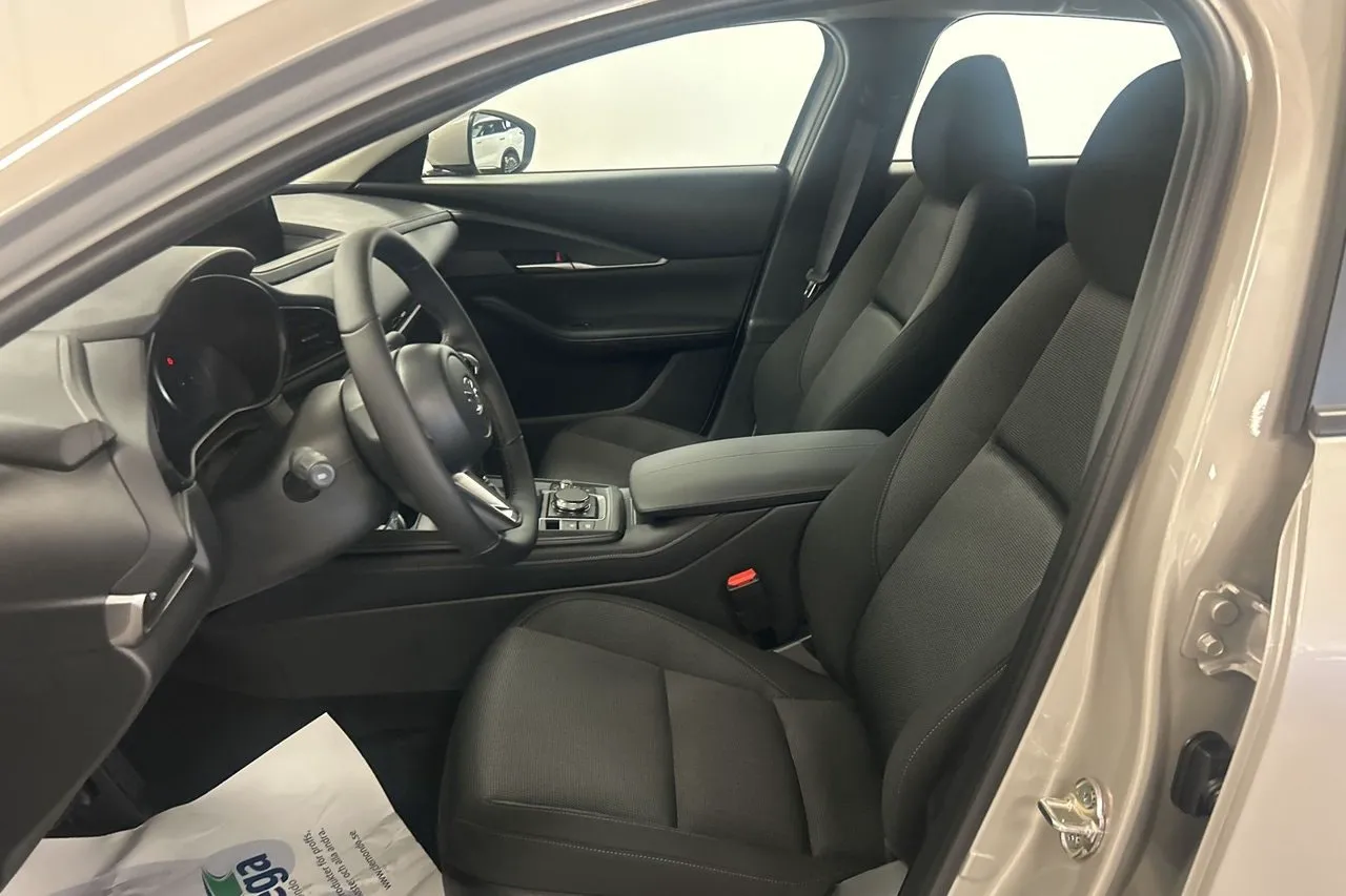 Mazda CX-30 bild 8