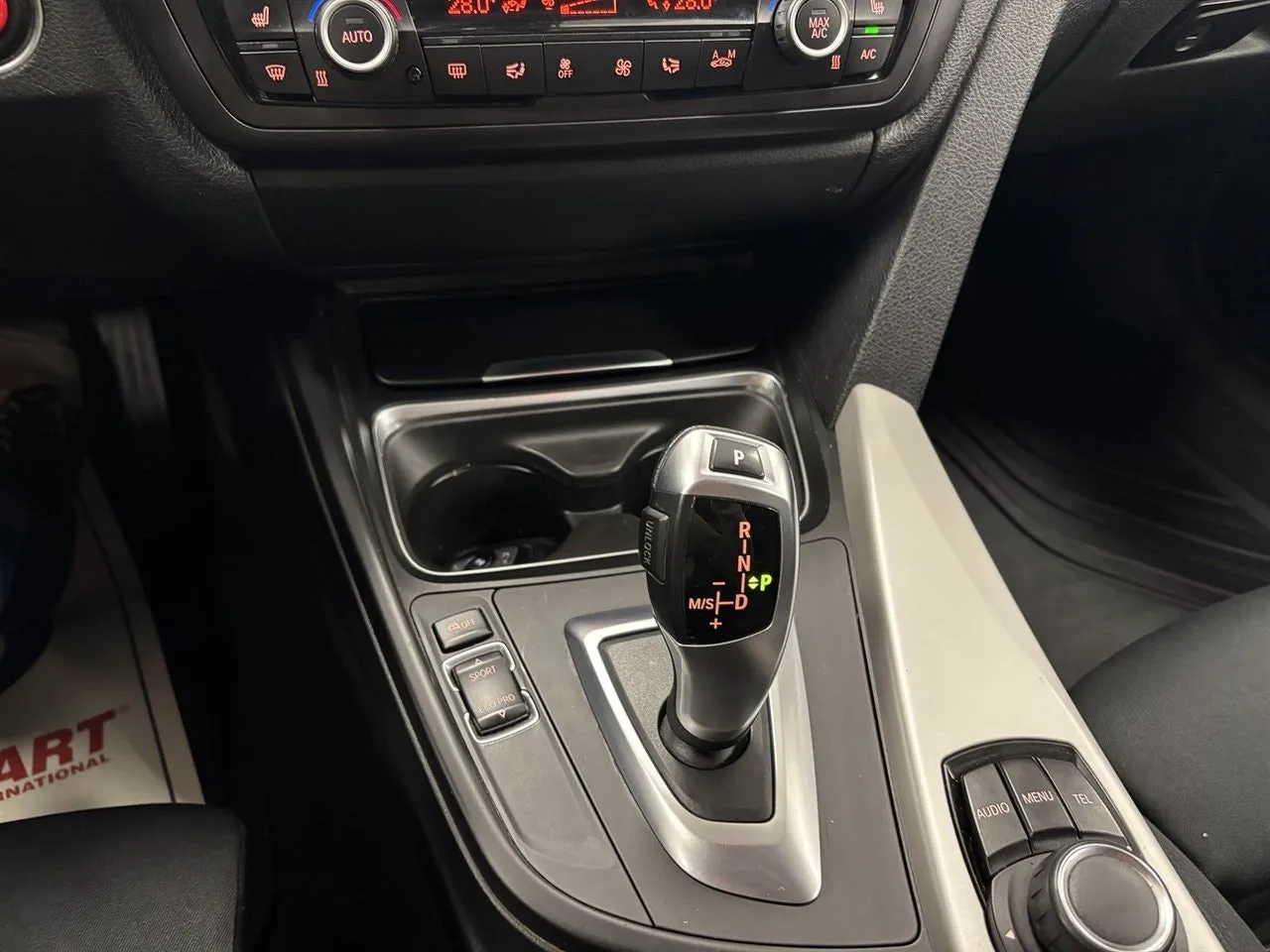 BMW 320 bild 12