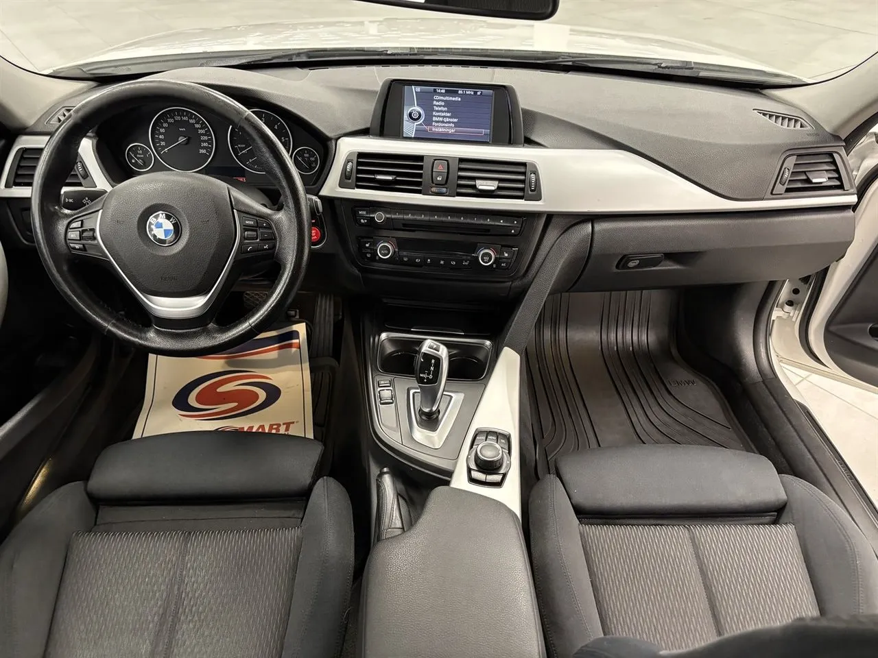 BMW 320 bild 7
