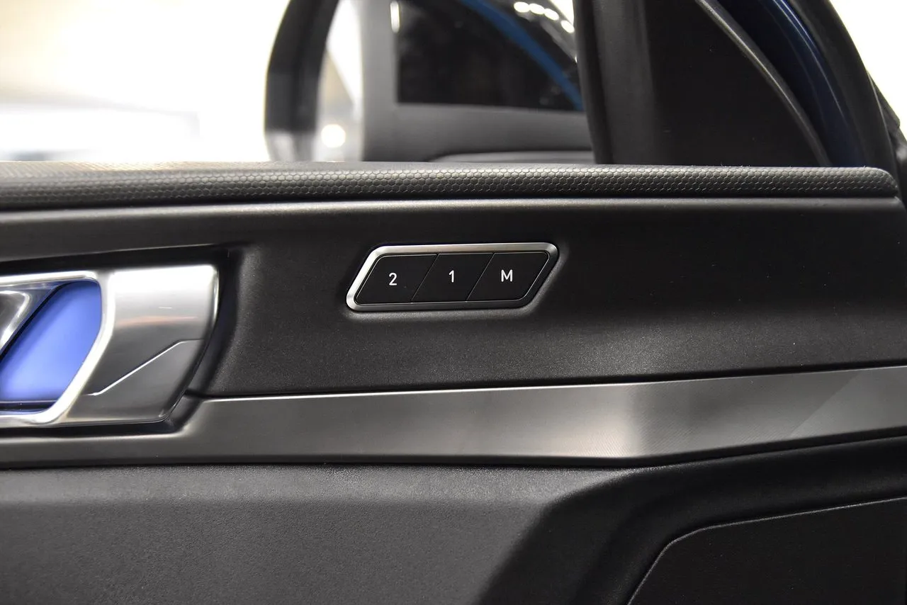 Lynk & Co 01 bild 16