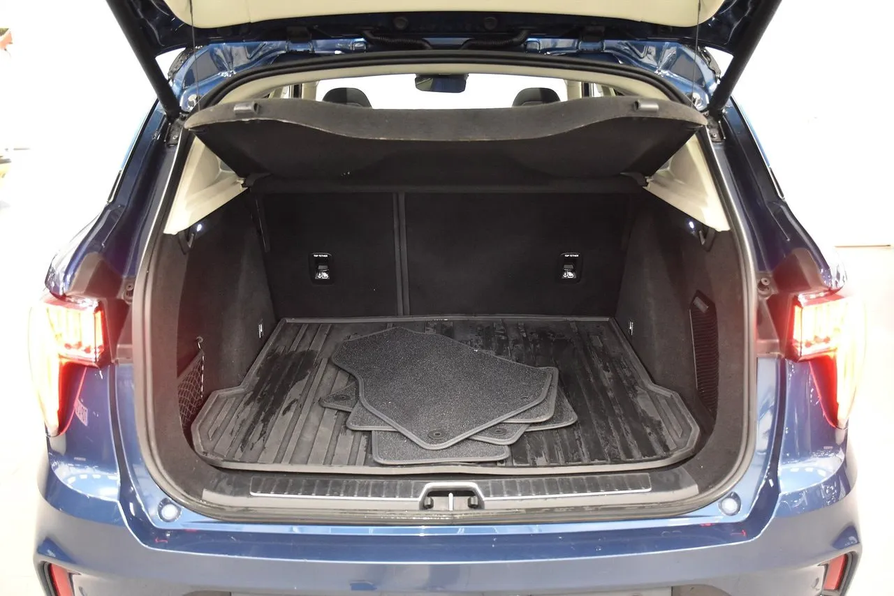 Lynk & Co 01 bild 26