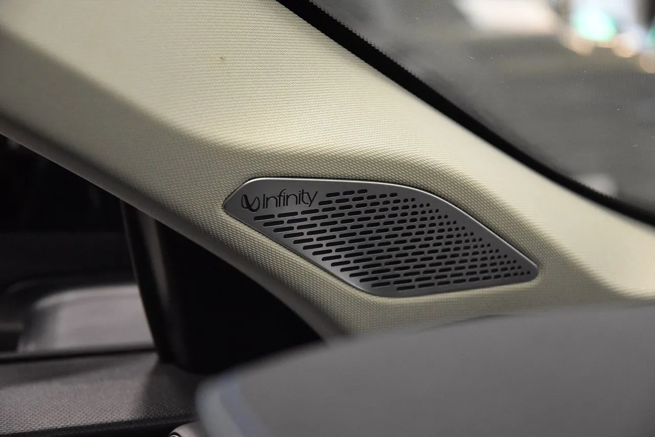Lynk & Co 01 bild 17