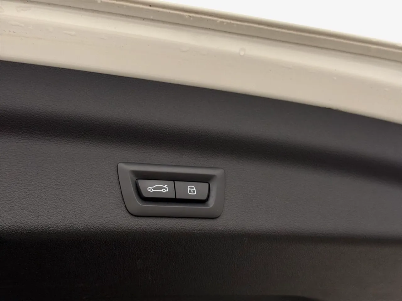 BMW iX1 bild 32