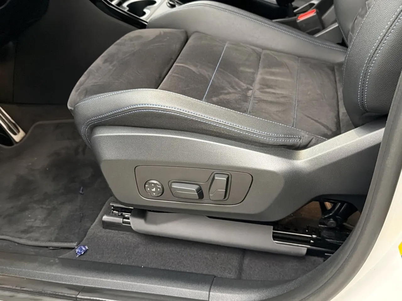 BMW iX1 bild 15
