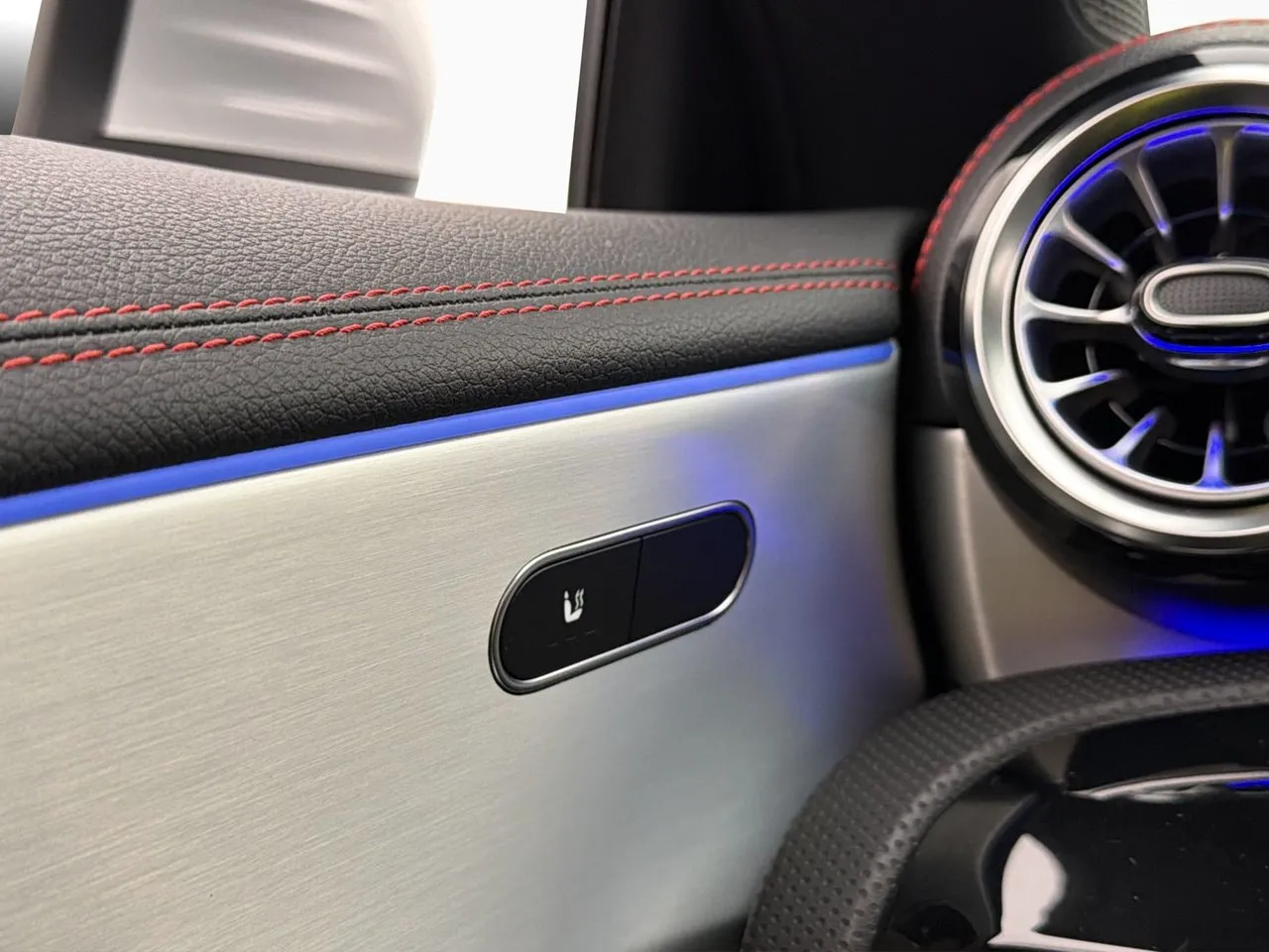 Mercedes CLA250 bild 15