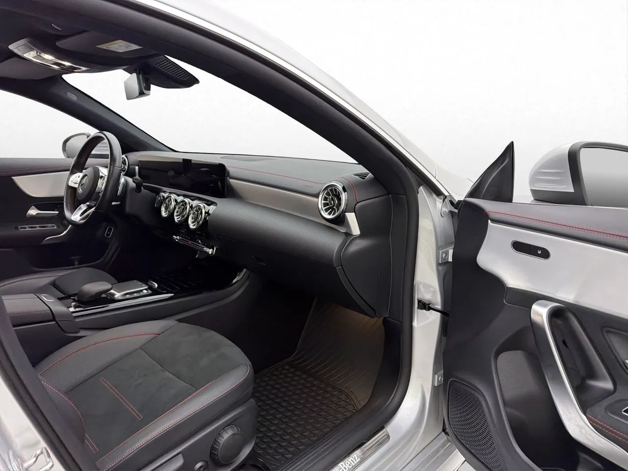 Mercedes CLA250 bild 32