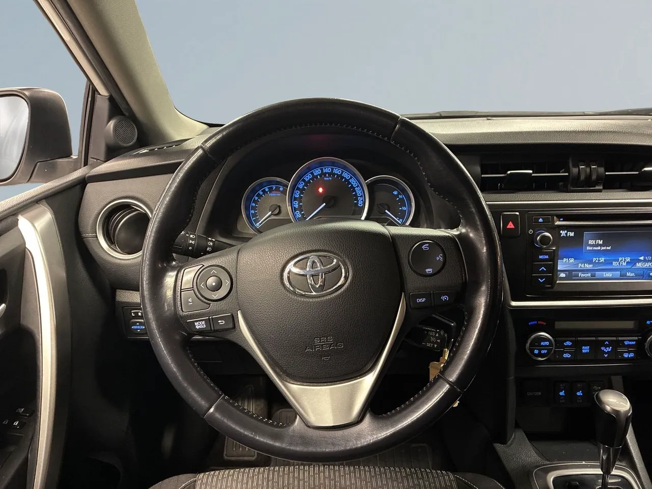 Toyota Auris bild 9