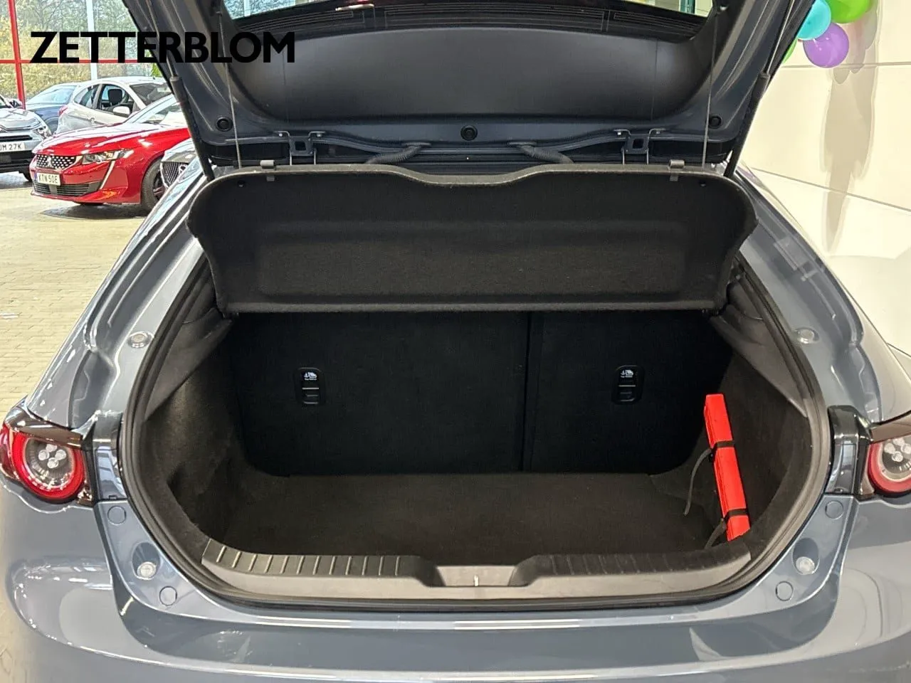 Mazda 3 bild 6