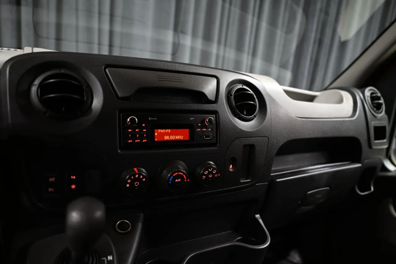 Renault Master bild 24