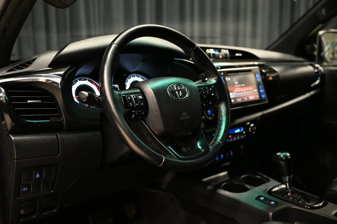 Toyota Hilux bild 17
