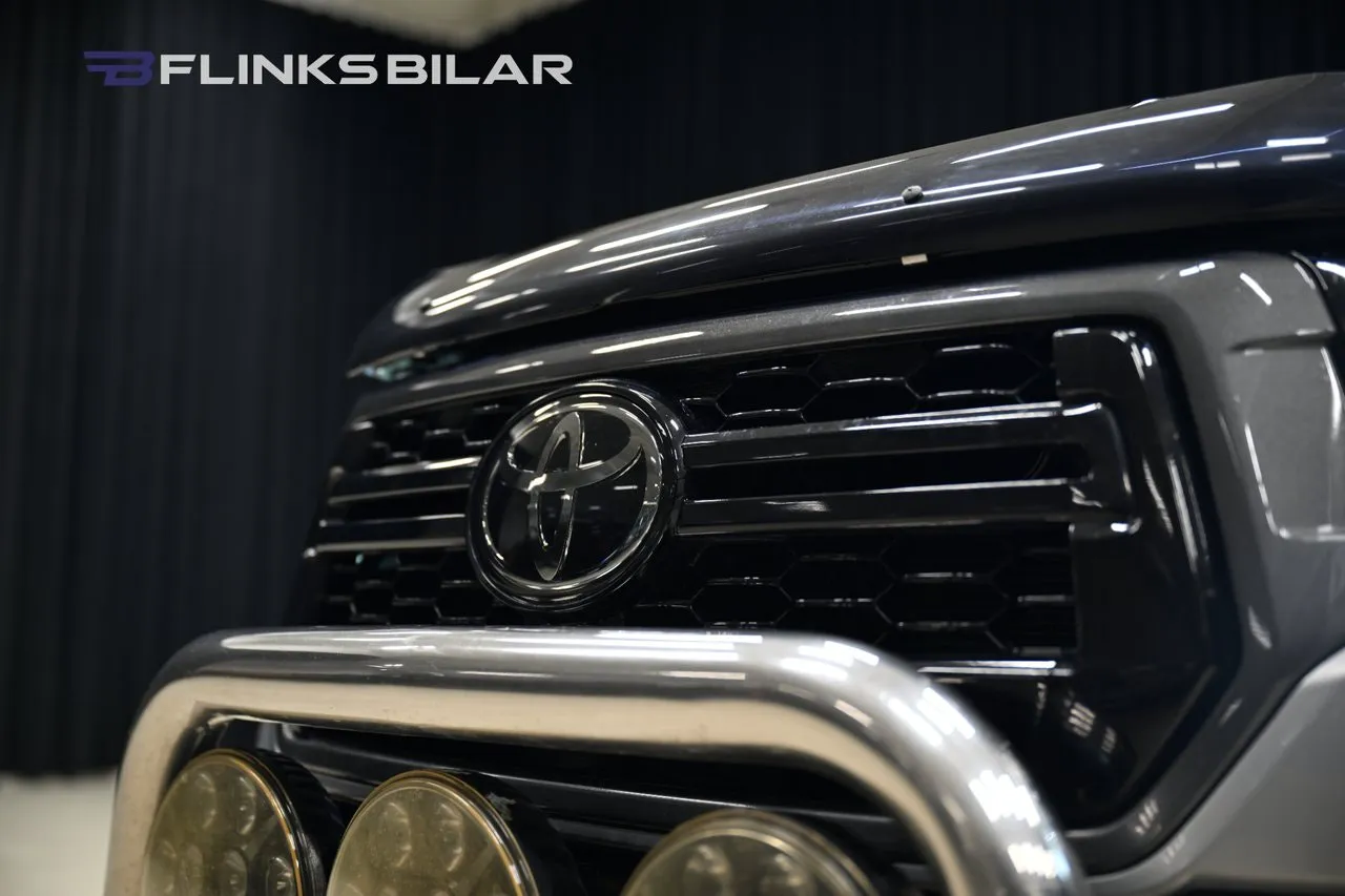 Toyota Hilux bild 2