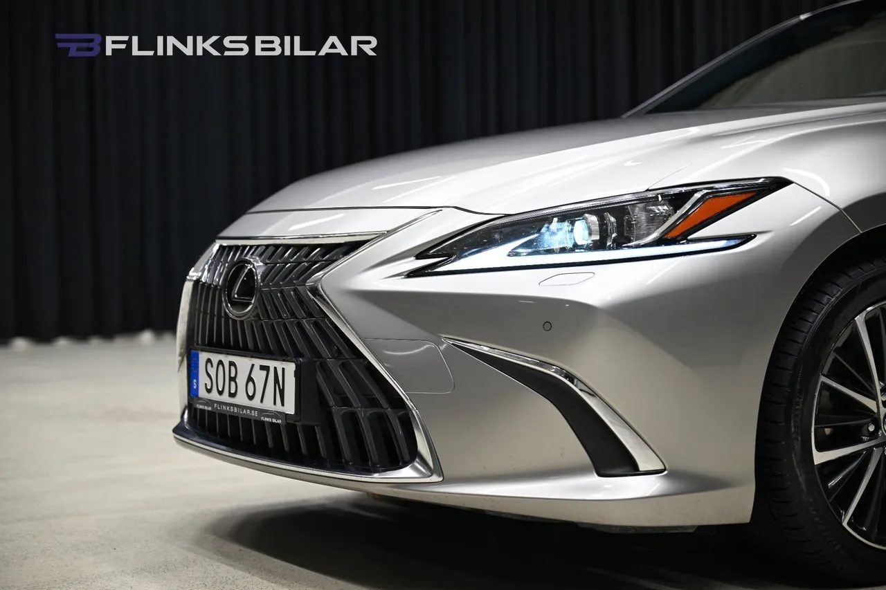 Lexus ES bild 11