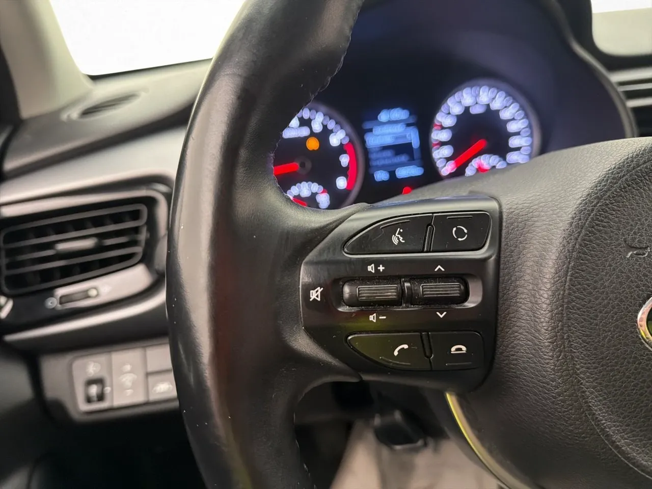 Kia Rio bild 25