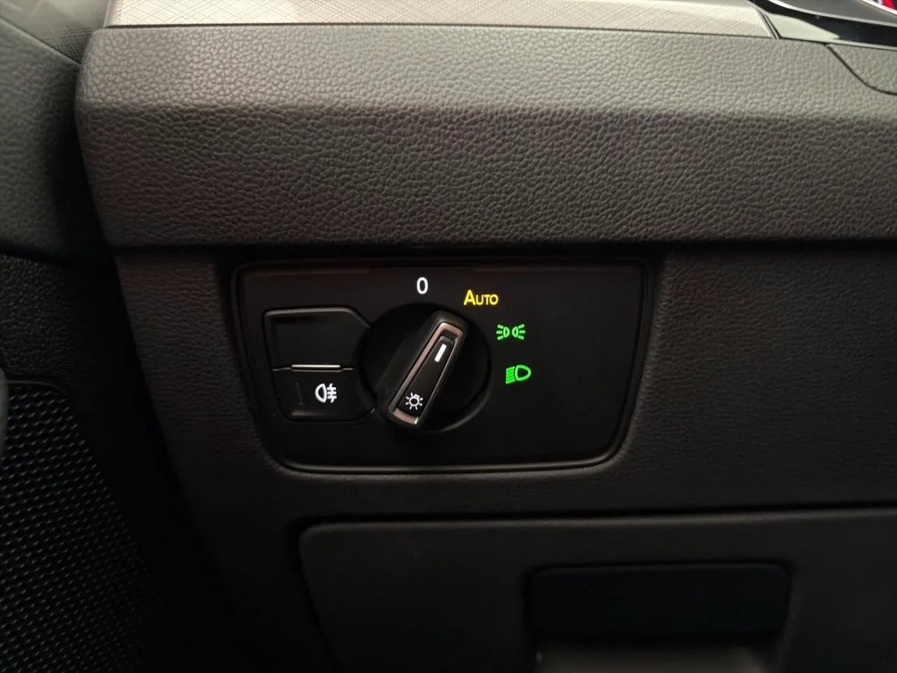 Volkswagen Passat bild 23