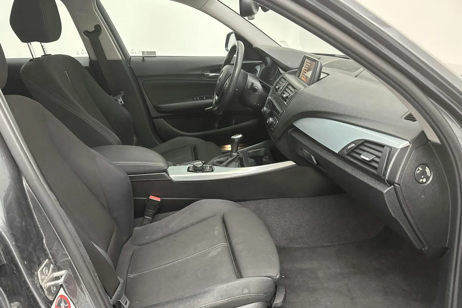 BMW 116 bild 7