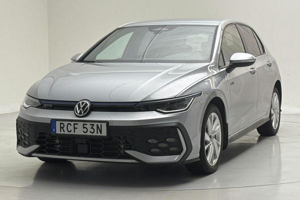 Volkswagen Golf VIII 1.5 GTE PHEV 19,7kWh 5dr (272hk) - 2026