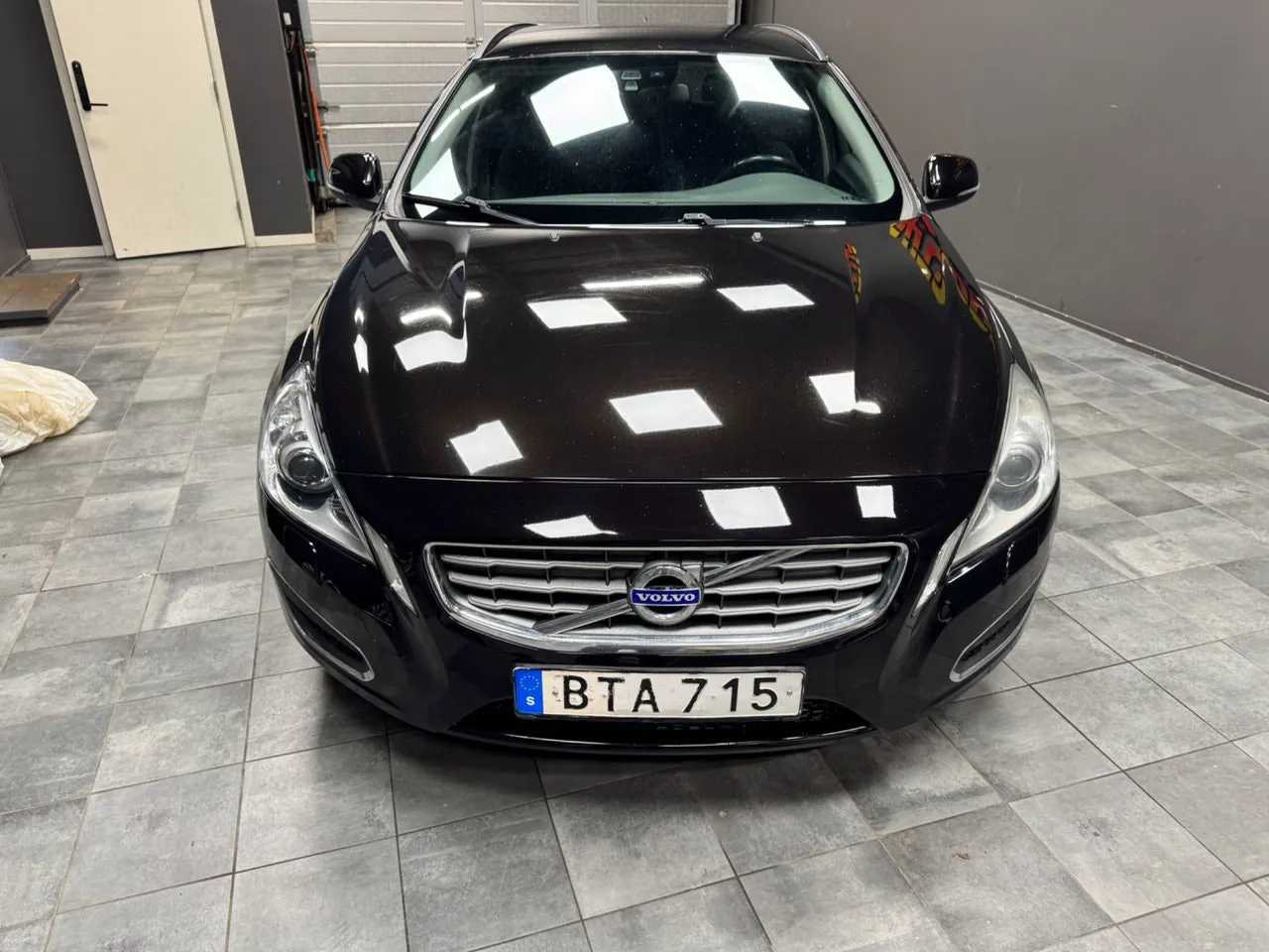 Volvo V60 bild 2
